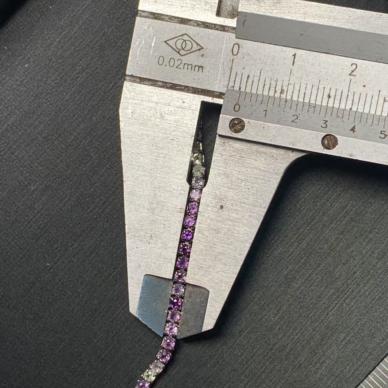 HEYYA STONE ธรรมชาติ Amethyst  - Gemstone Bracelet Healing บทวิจารณ์และราคา